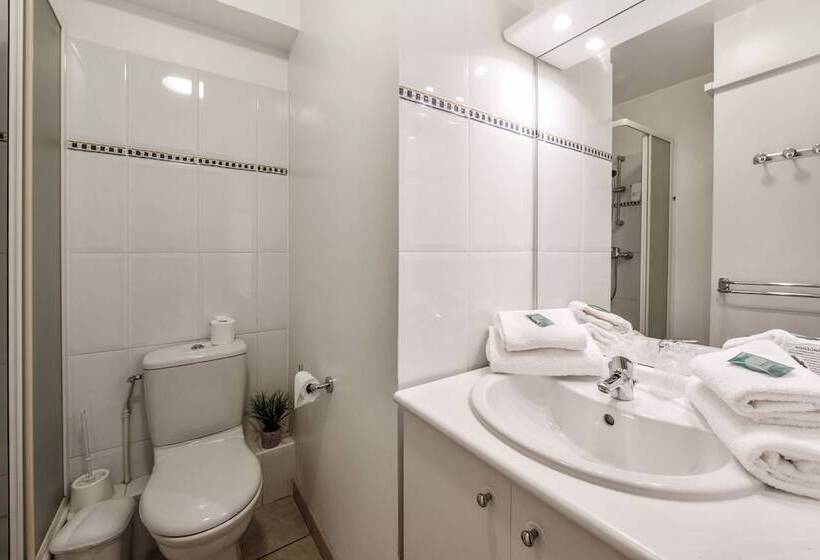 Apartament 1 Sypialnia, Appart City Classic Marseille Aéroport  Vitrolles