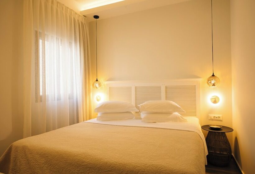 سوییت جونیور, Casa Moazzo Suites And Apartments