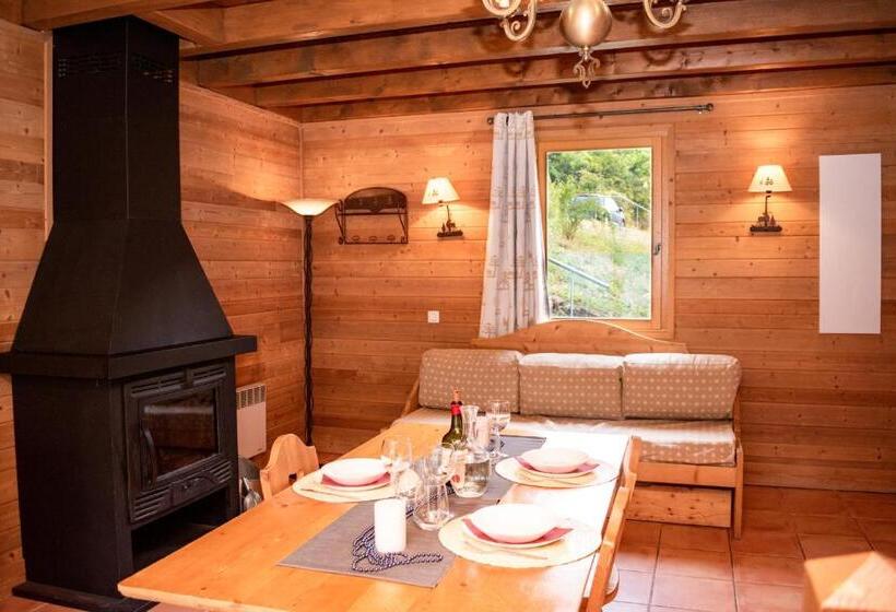 کلبه ییلاقی, Chalets De Praroustan By Actisource