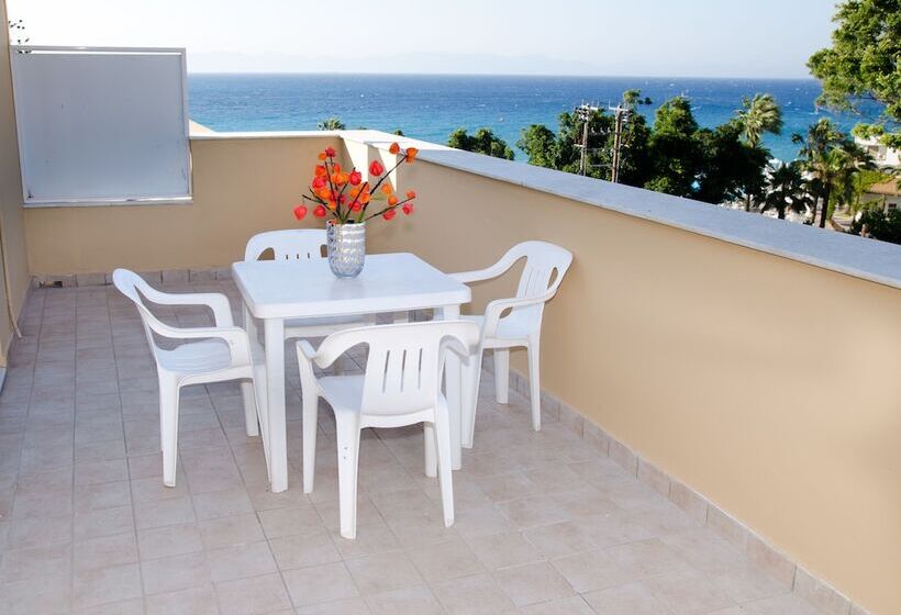 家庭间, Filmar Hotel, Ixia, Rhodes