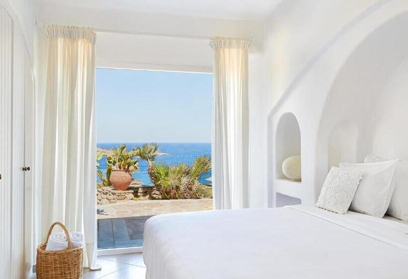 سوییت جونیور, Mykonos Lolita, A Grecotel Resort To Live