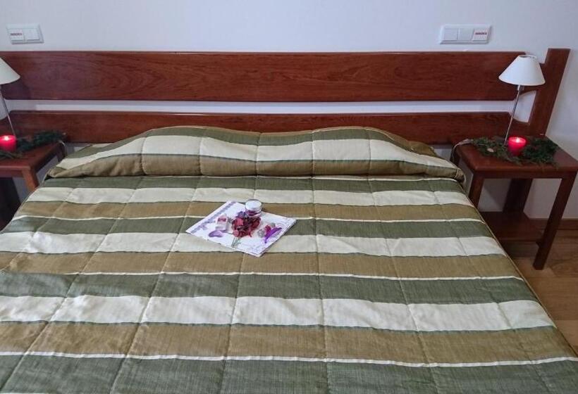 اتاق لوکس با تخت بزرگ, Albergaria Senhora Do Espinheiro