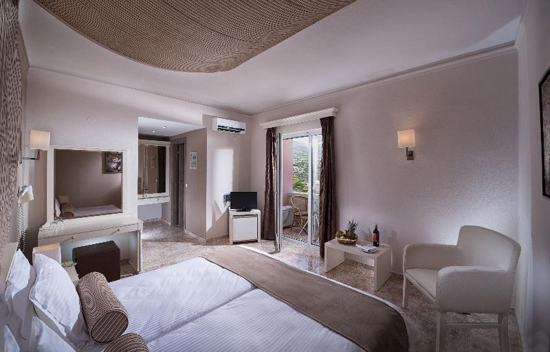 اتاق استاندارد, Athina Palace Resort & Spa