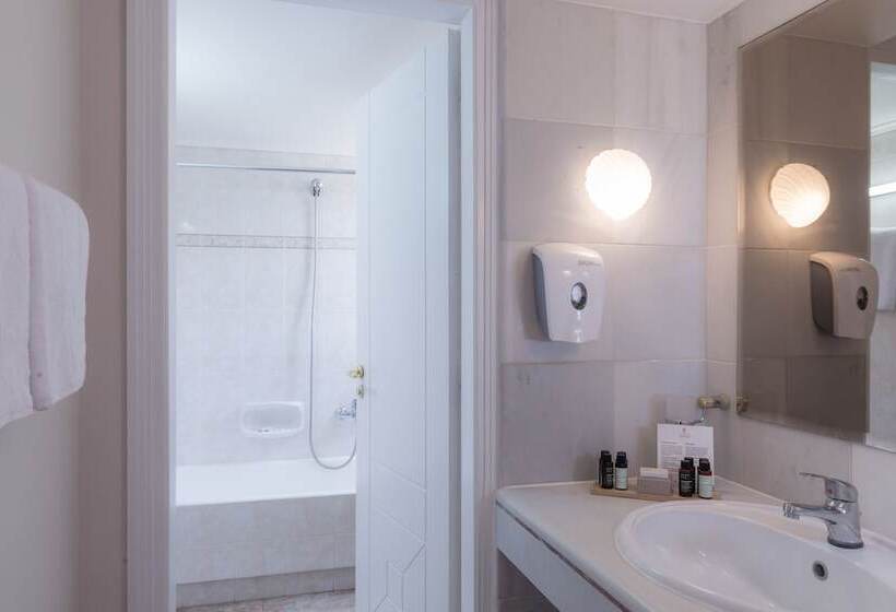 اتاق اکونومی, Athina Palace Resort & Spa
