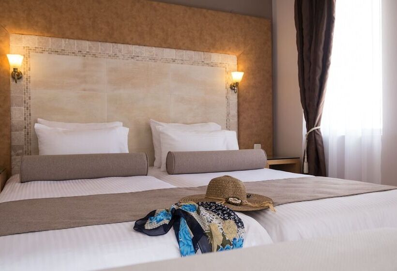 اتاق اکونومی, Athina Palace Resort & Spa
