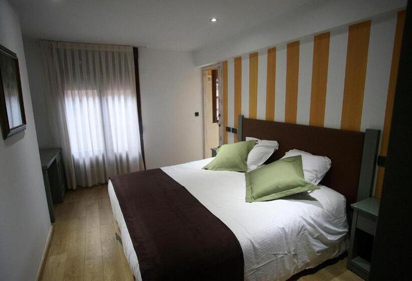 اتاق استاندارد با بالکن, Boutique Hotel Castilla