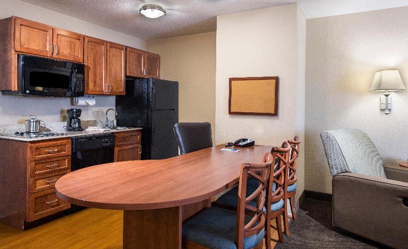 سوئیت با تخت بزرگ, Candlewood Suites Macon By Ihg