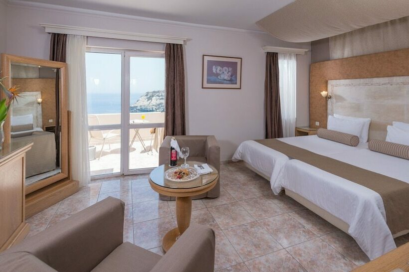 غرفة قياسية مطلّة علي البحر, Athina Palace Resort & Spa