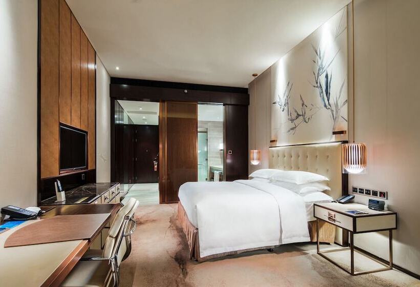 اتاق استاندارد با تخت بزرگ, Hilton Shenzhen Futian