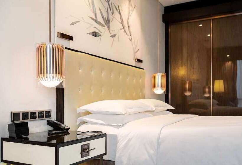 اتاق لوکس با تخت بزرگ, Hilton Shenzhen Futian