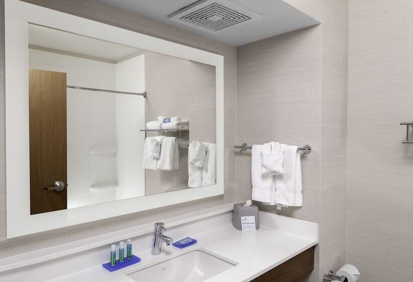 Suite, Holiday Inn Express  & Suites Coeur D Alene I90 Exit 11