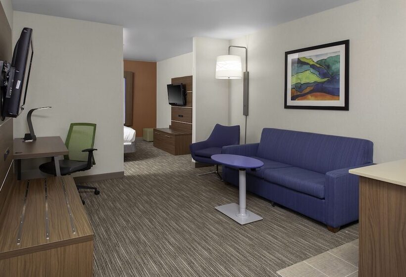 Suite Adaptada para personas con movilidad reducida, Holiday Inn Express  & Suites Coeur D Alene I90 Exit 11