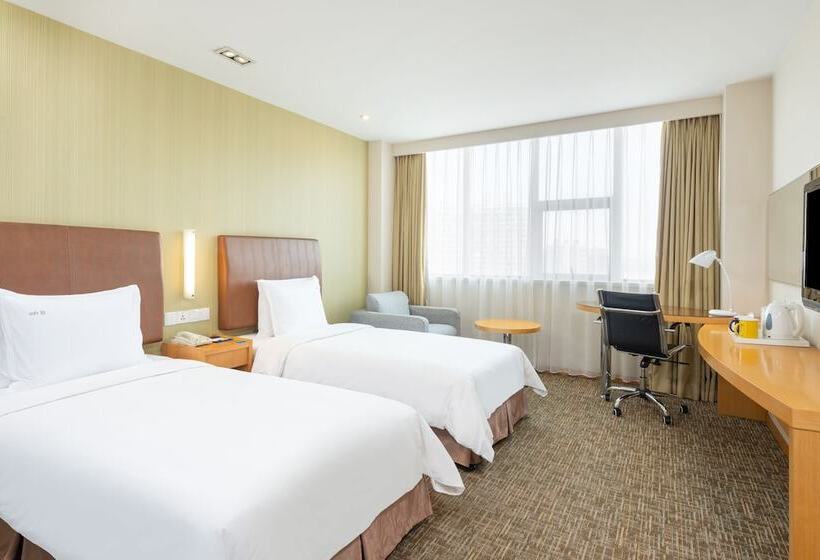 Standardzimmer, Holiday Inn Express Shanghai Jinqiao Central