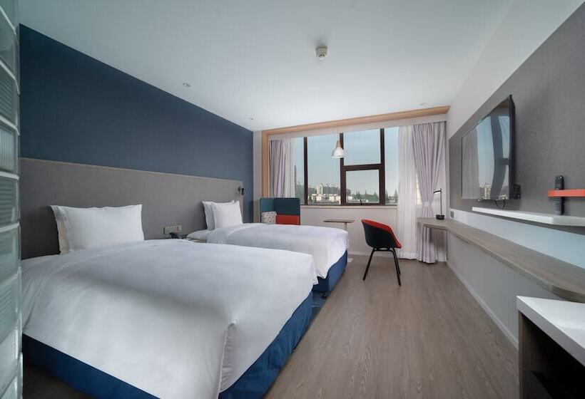 Standardzimmer, Holiday Inn Express Shanghai Jinqiao Central