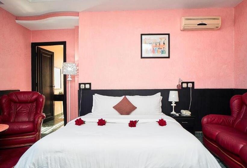 سوییت, Hôtel Texuda