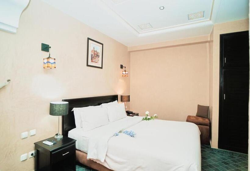 سوییت, Hôtel Texuda