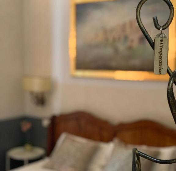 اتاق کلاسیک سه تخته, Residenza Sciarra B&B
