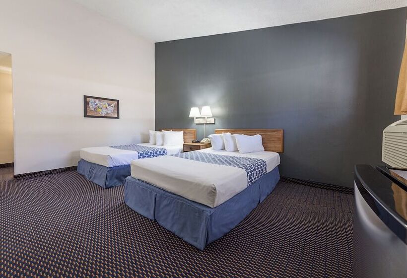 اتاق استاندارد با 2 تخت دوبل, Parkview Inn And Conference Center