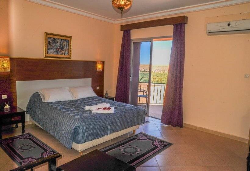 اتاق استاندارد, Saghro