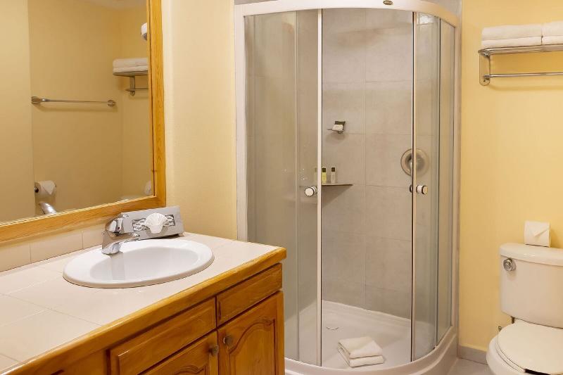 سوئیت 2 خوابه, Santa Fe Loreto by Villa Group