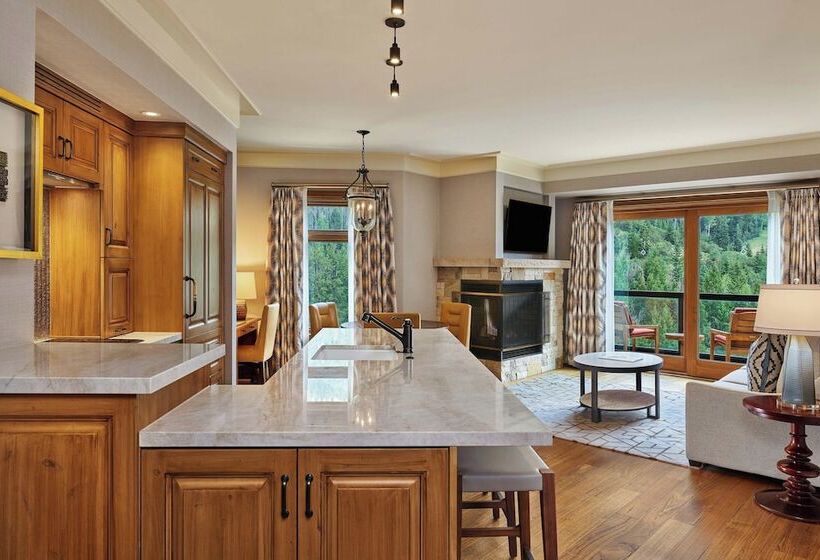 سوئیت با چشم‌انداز, St. Regis Deer Valley