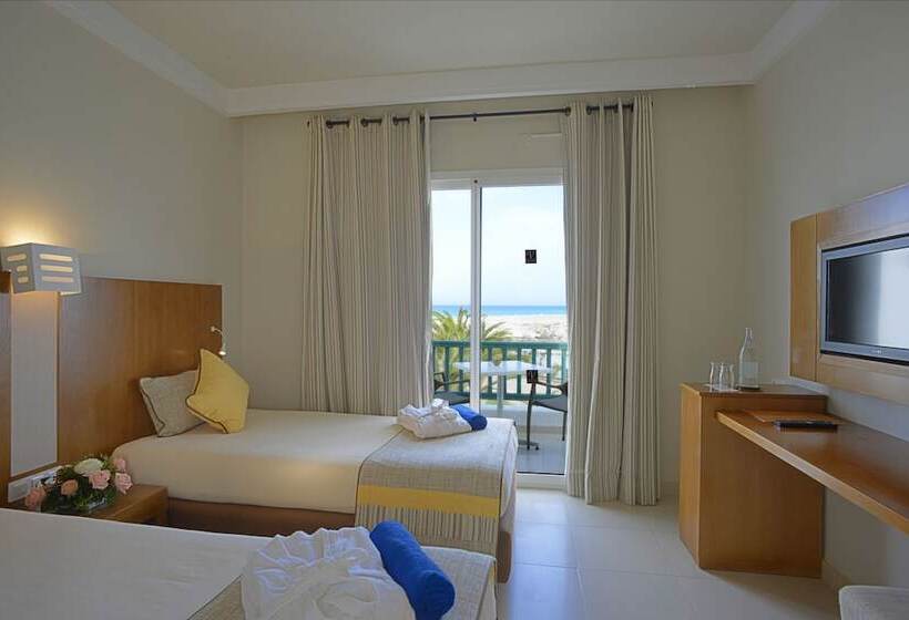 Standard Bungalow mit Meerblick, Vincci Helios Beach