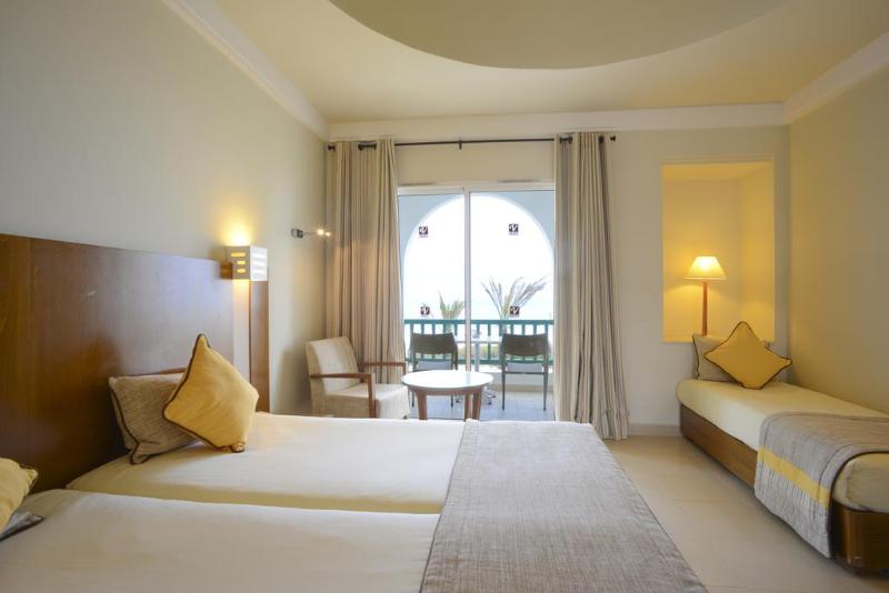标准三人间, Vincci Helios Beach