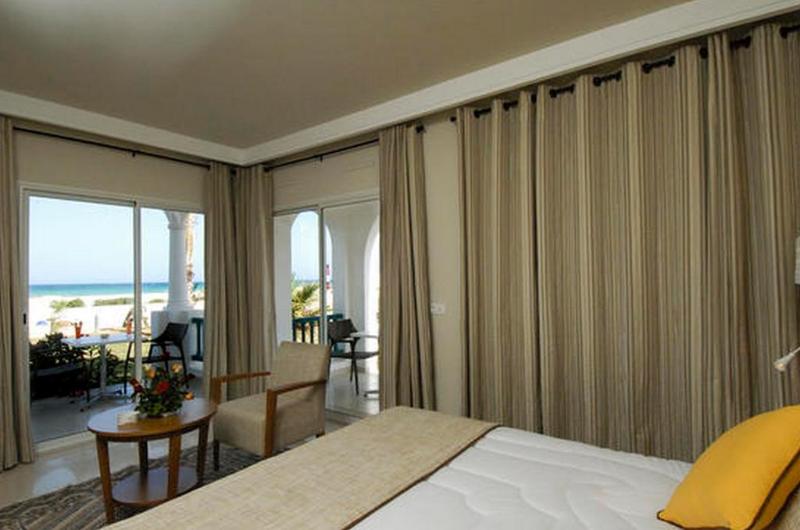 Triple Room Sea View, Vincci Helios Beach