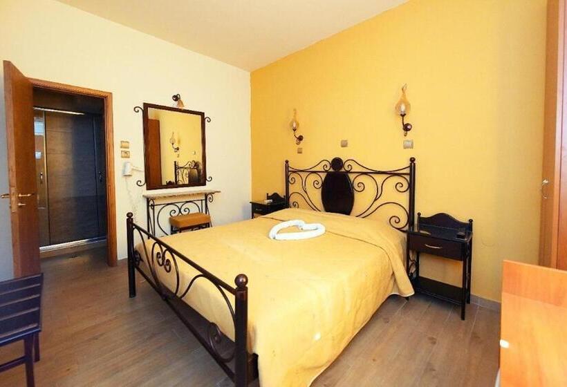 اتاق استاندارد, Paris Hotel