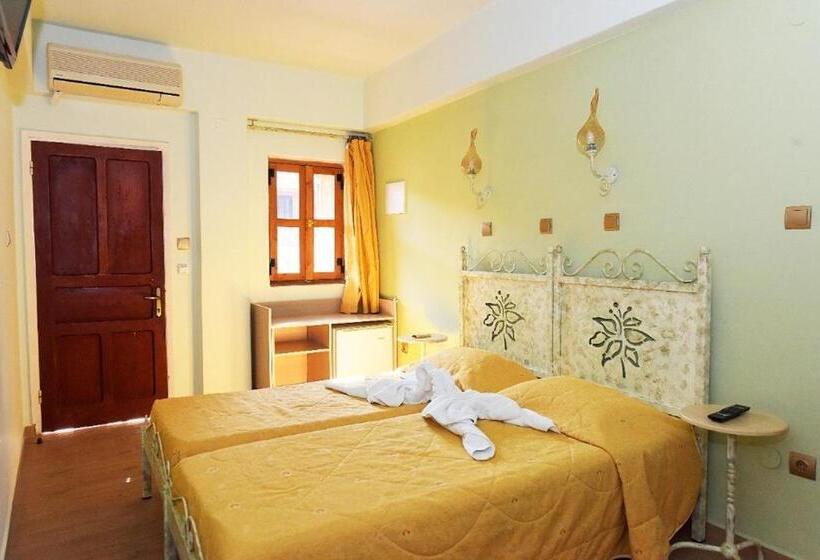اتاق استاندارد, Paris Hotel