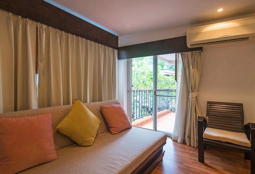 اتاق لوکس با چشم‌انداز استخر, Aonang All Seasons Beach Resort
