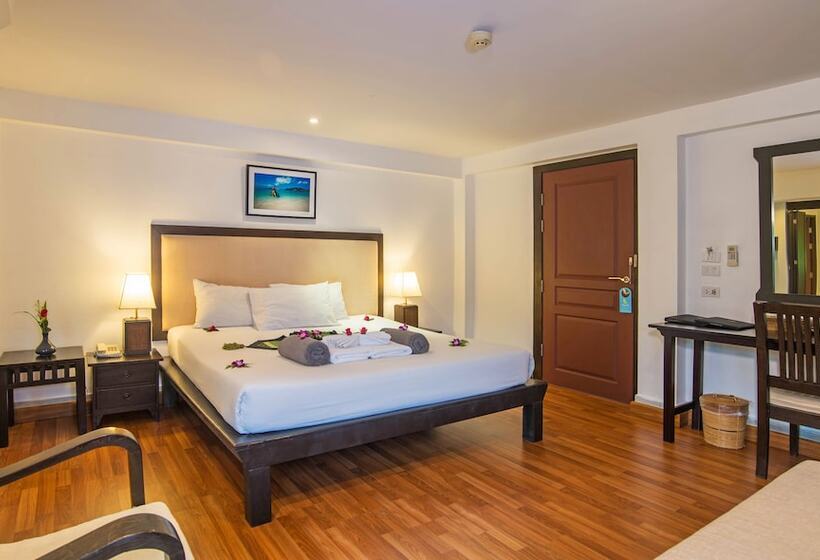 اتاق لوکس با چشم‌انداز استخر, Aonang All Seasons Beach Resort