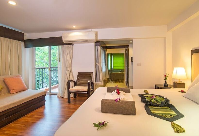 اتاق لوکس با چشم‌انداز استخر, Aonang All Seasons Beach Resort
