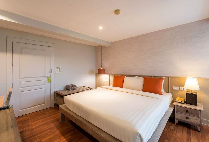 اتاق لوکس با چشم‌انداز استخر, Aonang All Seasons Beach Resort
