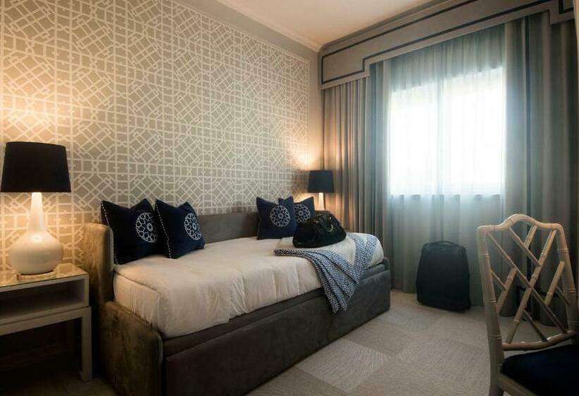اتاق استاندارد سه نفره, Coração De Fatima Boutique