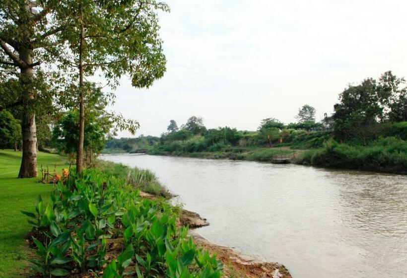 اتاق لوکس, Fuengfah Riverside Gardens Resort