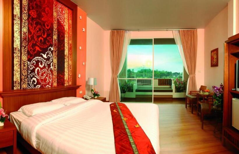 اتاق لوکس, Fuengfah Riverside Gardens Resort
