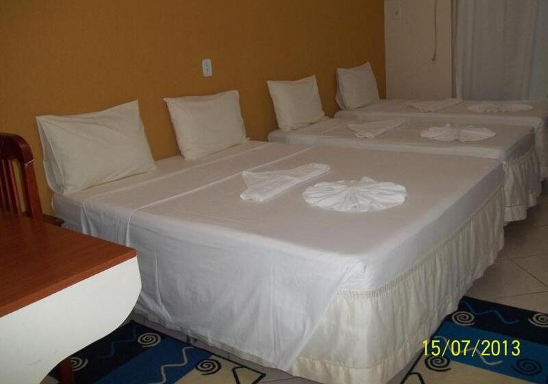 اتاق استاندارد چهار تخته, Acropolis Marina