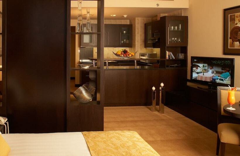 استودیوی لوکس, Al Manzel Hotel Apartments