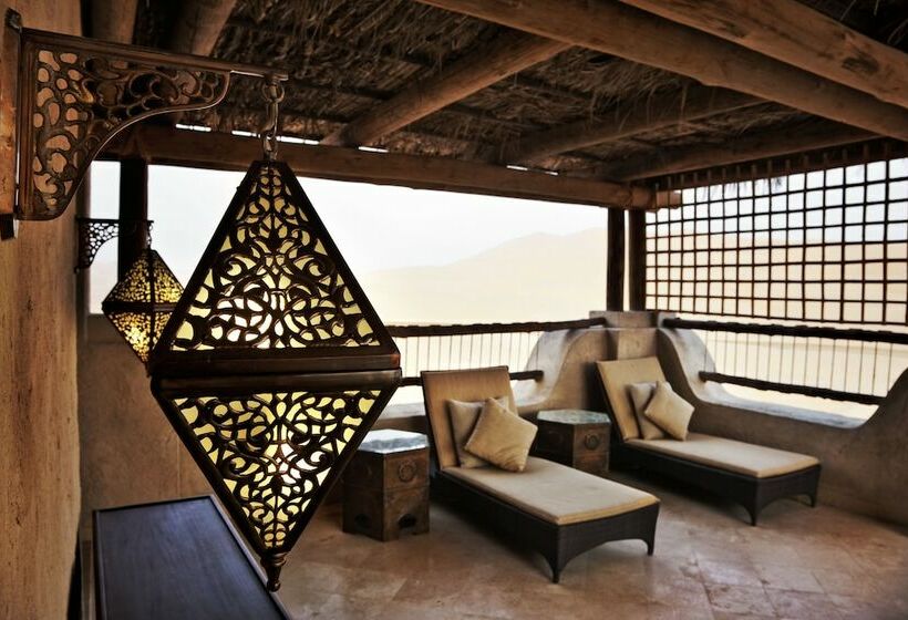 Deluxe Room with Terrace, Anantara Qasr Al Sarab Desert Resort