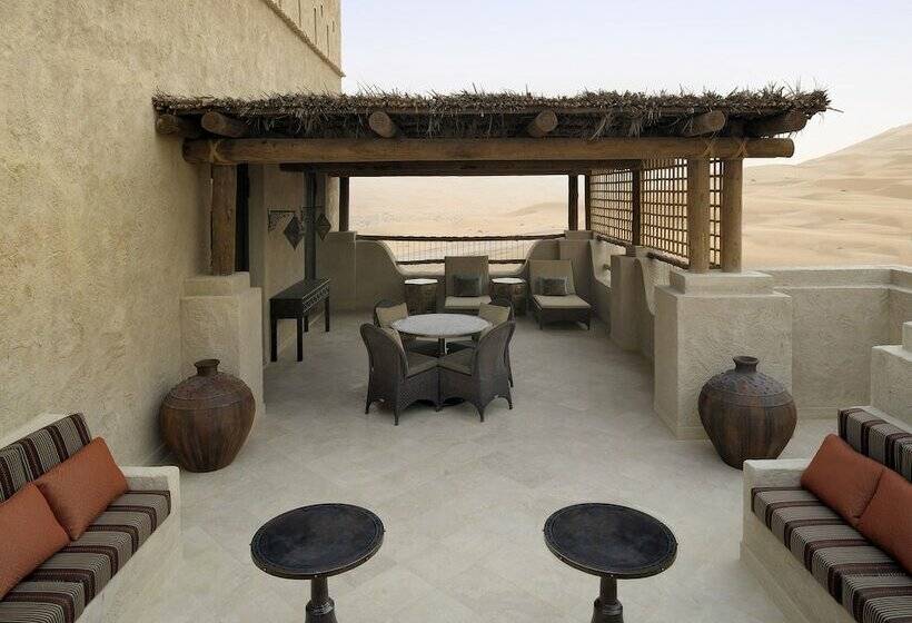 带露台的豪华间, Anantara Qasr Al Sarab Desert Resort