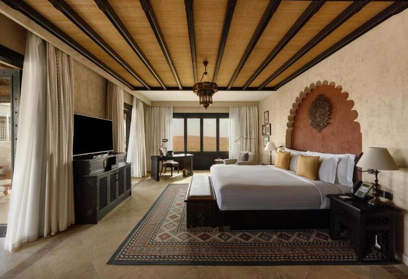 Deluxe Room with Terrace, Anantara Qasr Al Sarab Desert Resort