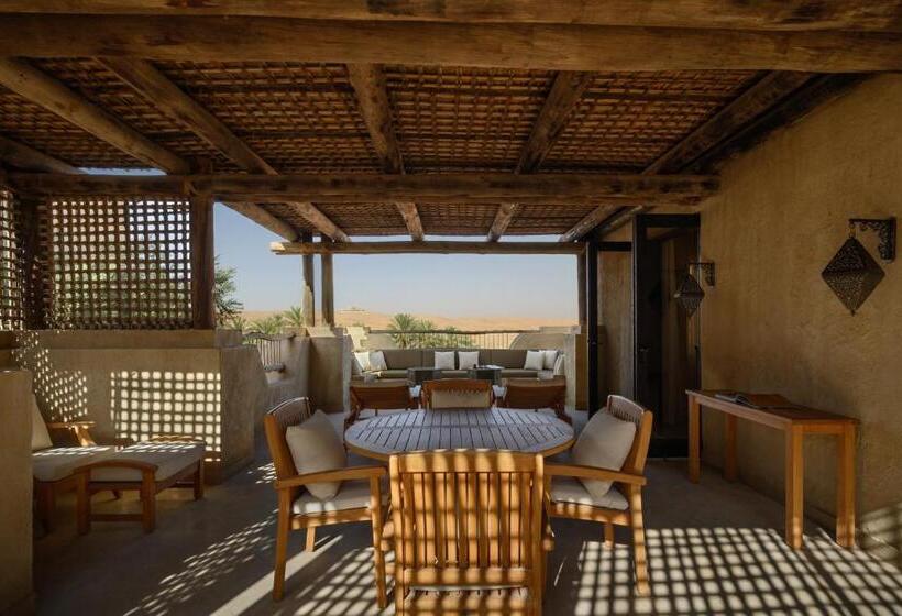 带露台的豪华间, Anantara Qasr Al Sarab Desert Resort