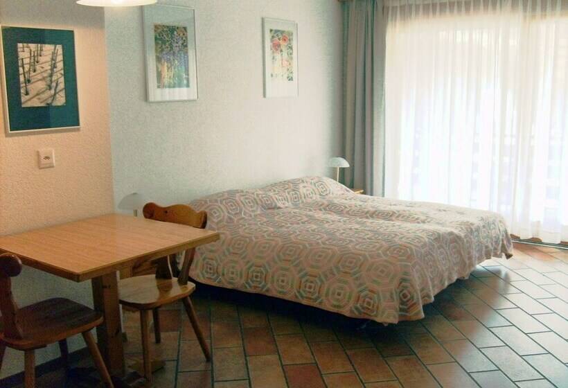 Студио Economy, Castel Club Leysin Parc Resort