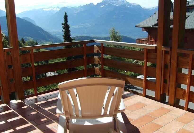 Апартаменты Семейные 1 Спальня, Castel Club Leysin Parc Resort