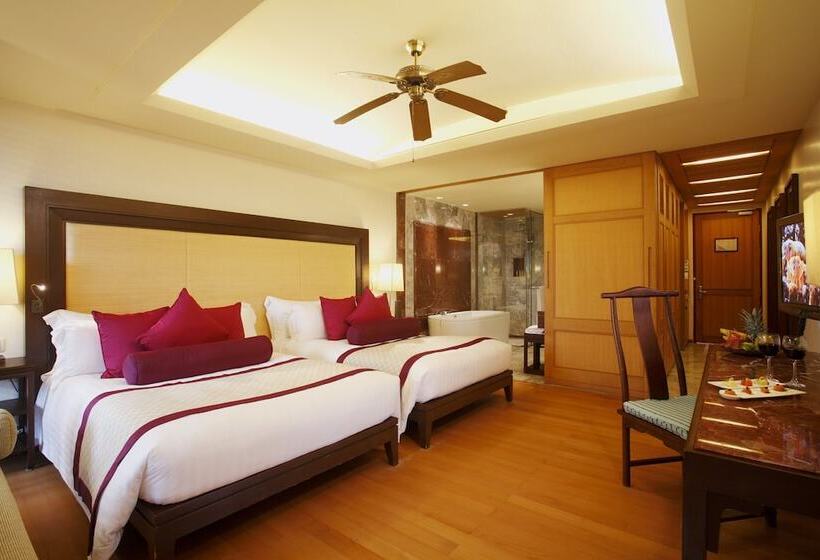 اتاق لوکس با چشم‌انداز دریا, Centara Grand Beach Resort Phuket