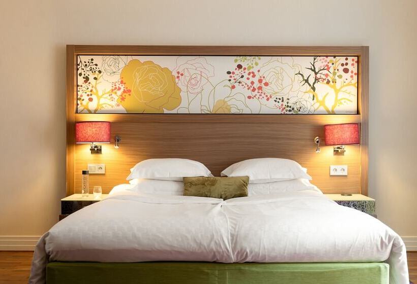 디럭스 룸, Elite Hotel Esplanade