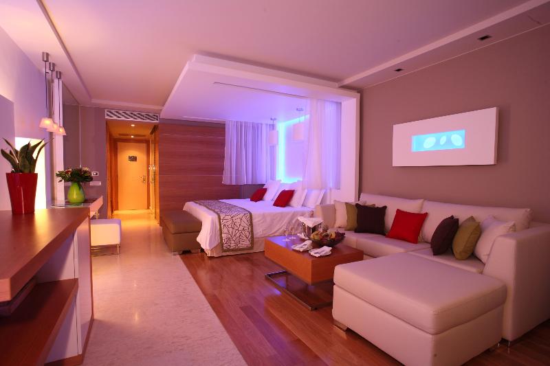 Suite cu Piscină, Elite Suites By Rhodes Bay
