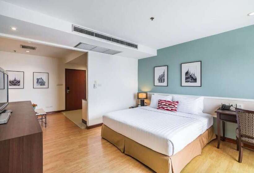 سوییت لوکس, Evergreen Place Siam By Uhg