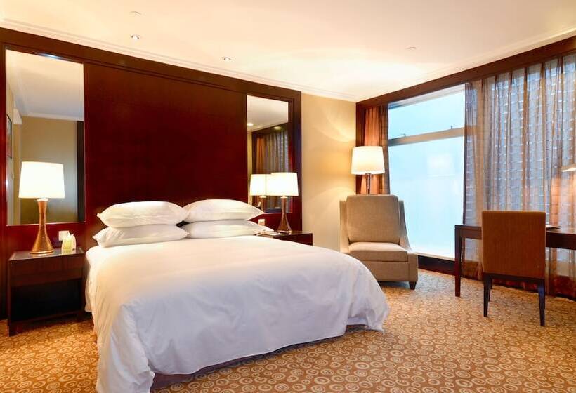اتاق سوپریور, Golden Eagle Summit Hotel Downtown